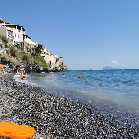 Anfora Giallo Apartment *