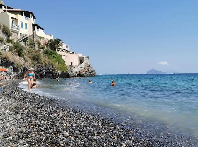 Anfora Giallo Apartmán *